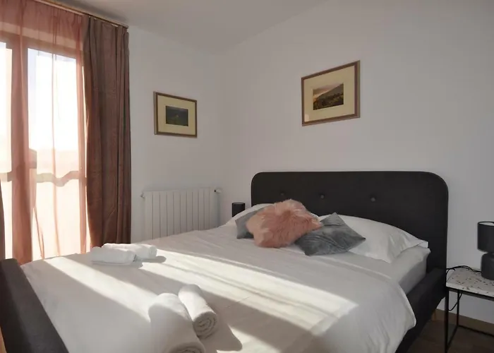 アパート Apartments Porec ポレッチ