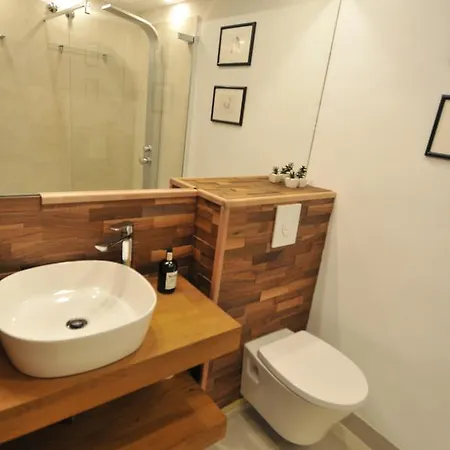 Apartments Porec *