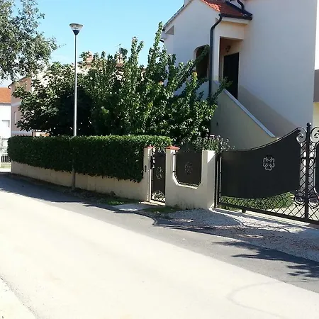 Апартаменти Apartments Porec