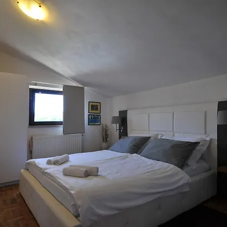 Apartments Porec * פורץ